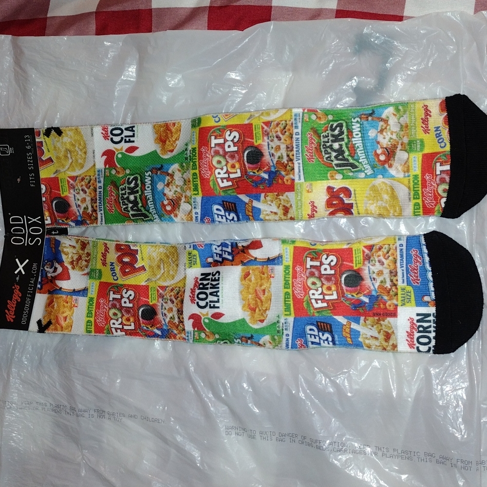 ODF SOCKS, Kellogg's size 6-13 New